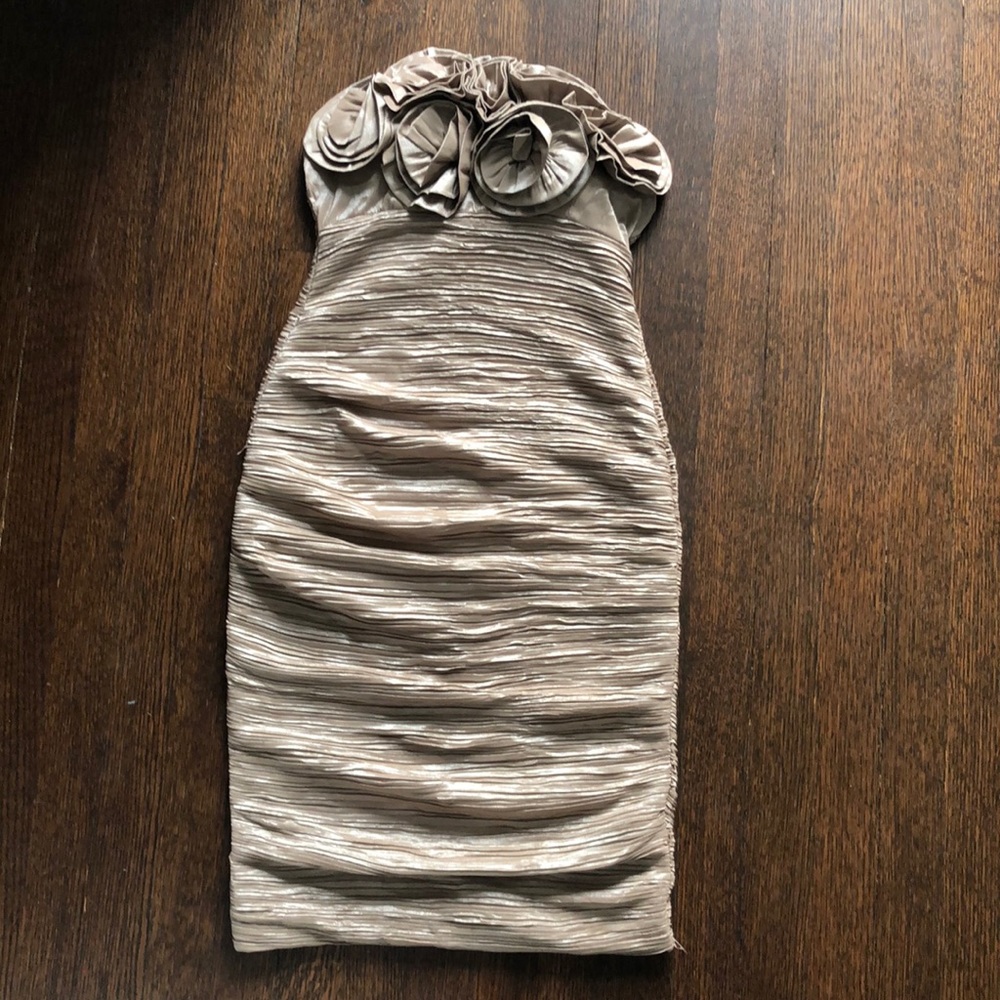 Strapless ruched bandage dress